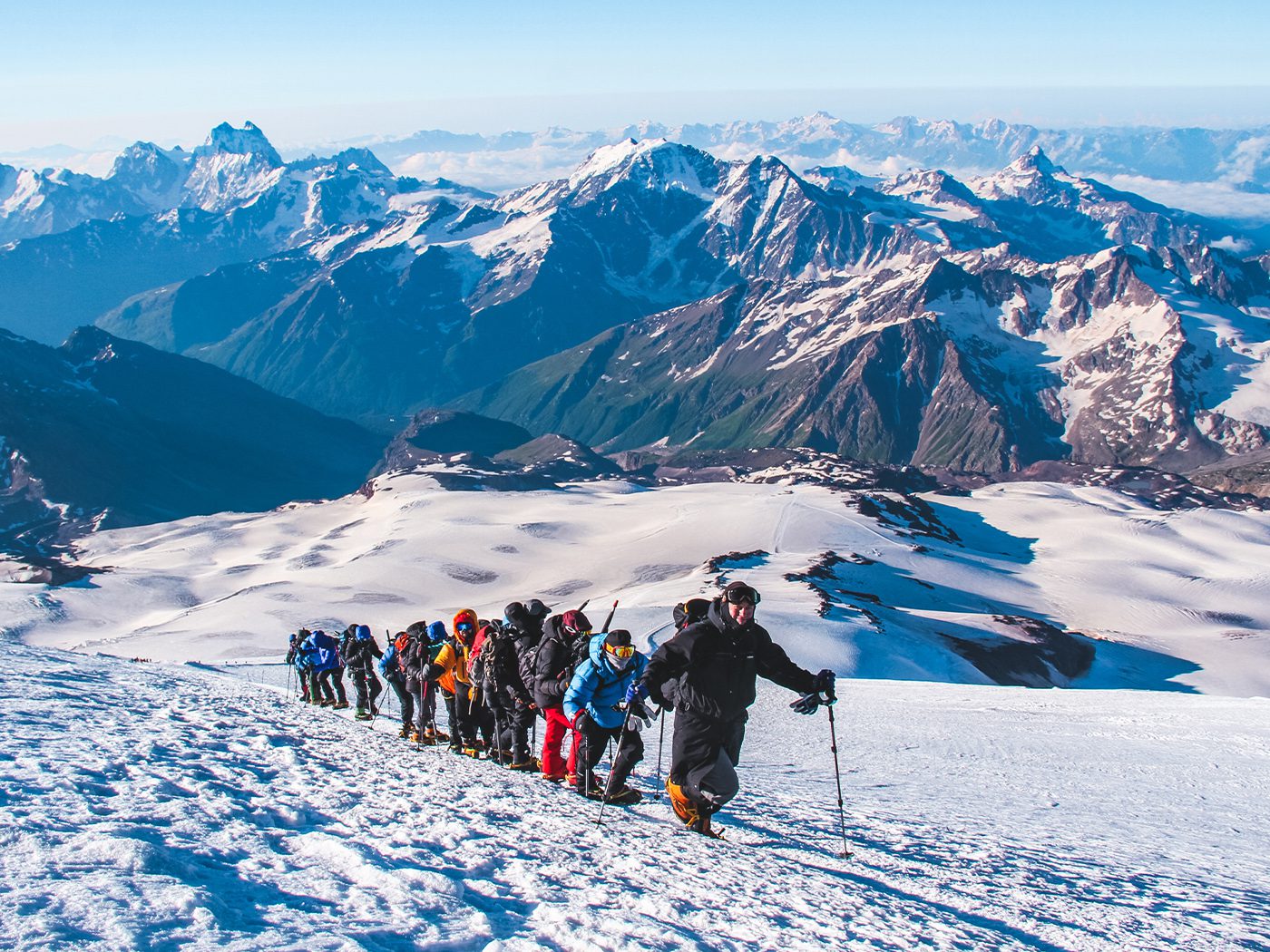 mount elbrus trekking adventure