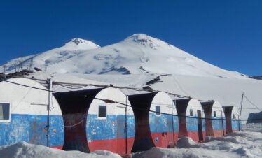 mount elbrus trek packages base camp